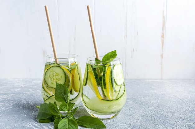 Alkaline Water: Detox Water Drink