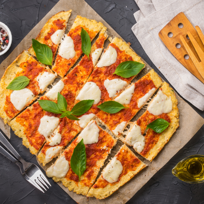 Cauliflower pizza with zucchini pesto